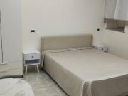 Condiviso/Compagno Di Stanza 2 camere da letto, Naples...