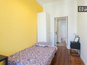 Condiviso/Compagno Di Stanza 3 camere da letto, Milan...