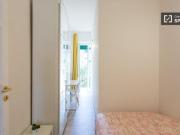 Condiviso/Compagno Di Stanza 3 camere da letto, Milan...