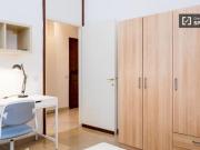 Condiviso/Compagno Di Stanza 3 camere da letto, Milan...