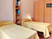 Condiviso/Compagno Di Stanza 3 camere da letto, Milan...