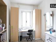 Condiviso/Compagno Di Stanza 3 camere da letto, Milan...