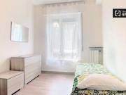 Condiviso/Compagno Di Stanza 3 camere da letto, Milan...