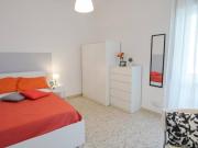 Condiviso/Compagno Di Stanza 3 camere da letto, Naples...