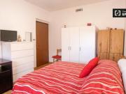 Condiviso/Compagno Di Stanza 3 camere da letto, Rome... Condiviso/Compagno Di Stanza 3 camere da letto, Rome...