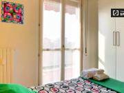 Condiviso/Compagno Di Stanza 4 camere da letto, Milan...
