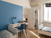 Condiviso/Compagno Di Stanza 4 camere da letto, Milan...