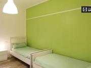 Condiviso/Compagno Di Stanza 4 camere da letto, Milan...