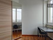 Condiviso/Compagno Di Stanza 4 camere da letto, Milan...