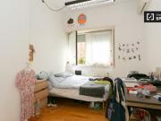 Condiviso/Compagno Di Stanza 4 camere da letto, Milan...