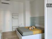 Condiviso/Compagno Di Stanza 4 camere da letto, Milan...