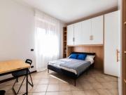 Condiviso/Compagno Di Stanza 4 camere da letto, Milan...