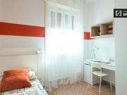 Condiviso/Compagno Di Stanza 4 camere da letto, Milan...