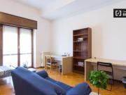 Condiviso/Compagno Di Stanza 4 camere da letto, Milan...
