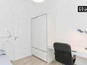 Condiviso/Compagno Di Stanza 4 camere da letto, Milan...
