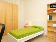 Condiviso/Compagno Di Stanza 4 camere da letto, Milan...