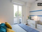 Condiviso/Compagno Di Stanza 4 camere da letto, Milan...