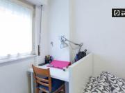 Condiviso/Compagno Di Stanza 4 camere da letto, Milan...