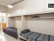 Condiviso/Compagno Di Stanza 4 camere da letto, Milan...