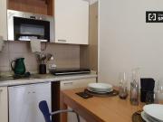 Condiviso/Compagno Di Stanza 4 camere da letto, Milan...