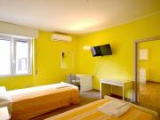 Condiviso/Compagno Di Stanza 4 camere da letto, Milan...