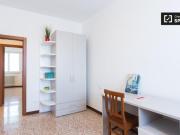 Condiviso/Compagno Di Stanza 4 camere da letto, Milan...