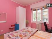 Condiviso/Compagno Di Stanza 4 camere da letto, Milan...