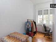 Condiviso/Compagno Di Stanza 4 camere da letto, Milan...