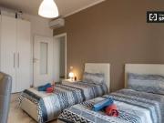 Condiviso/Compagno Di Stanza 4 camere da letto, Milan...