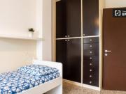 Condiviso/Compagno Di Stanza 4 camere da letto, Milan...