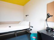 Condiviso/Compagno Di Stanza 4 camere da letto, Milan...