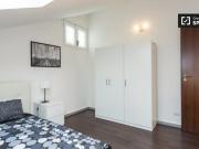 Condiviso/Compagno Di Stanza 4 camere da letto, Milan...