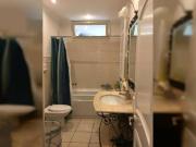 Condiviso/Compagno Di Stanza 4 camere da letto, Naples...