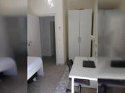 Condiviso/Compagno Di Stanza 4 camere da letto, Naples...