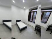 Condiviso/Compagno Di Stanza 4 camere da letto, Naples...