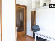 Condiviso/Compagno Di Stanza 4 camere da letto, Rome...