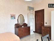 Condiviso/Compagno Di Stanza 4 camere da letto, Rome...