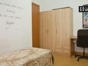 Condiviso/Compagno Di Stanza 4 camere da letto, Rome...