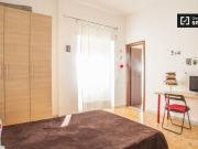 Condiviso/Compagno Di Stanza 4 camere da letto, Rome...