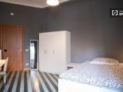 Condiviso/Compagno Di Stanza 4 camere da letto, Rome...