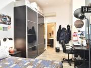 Condiviso/Compagno Di Stanza 4 camere da letto, Rome...