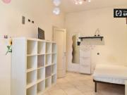 Condiviso/Compagno Di Stanza 4 camere da letto, Rome...