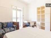 Condiviso/Compagno Di Stanza 4 camere da letto, Rome...
