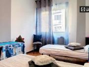 Condiviso/Compagno Di Stanza 5 camere da letto, Milan...