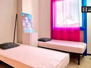 Condiviso/Compagno Di Stanza 5 camere da letto, Milan...