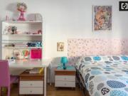 Condiviso/Compagno Di Stanza 5 camere da letto, Milan...