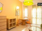 Condiviso/Compagno Di Stanza 5 camere da letto, Milan...