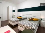 Condiviso/Compagno Di Stanza 6 camere da letto, Milan...