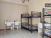 Condiviso/Compagno Di Stanza 6 camere da letto, Milan...