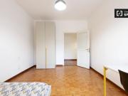 Condiviso/Compagno Di Stanza 6 camere da letto, Milan...